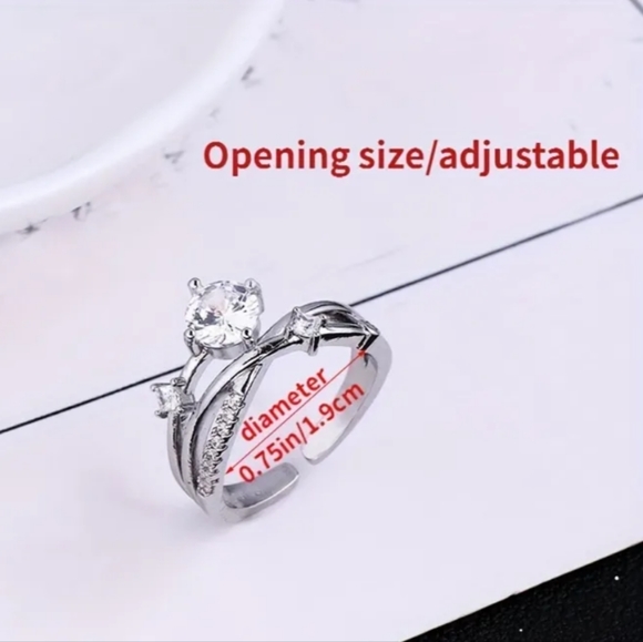 cosmic heart zircon ring - Picture 3 of 4